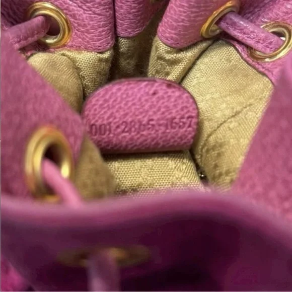 Gucci Fuchsia Suede Shoulder Bag - Picture 7 of 12